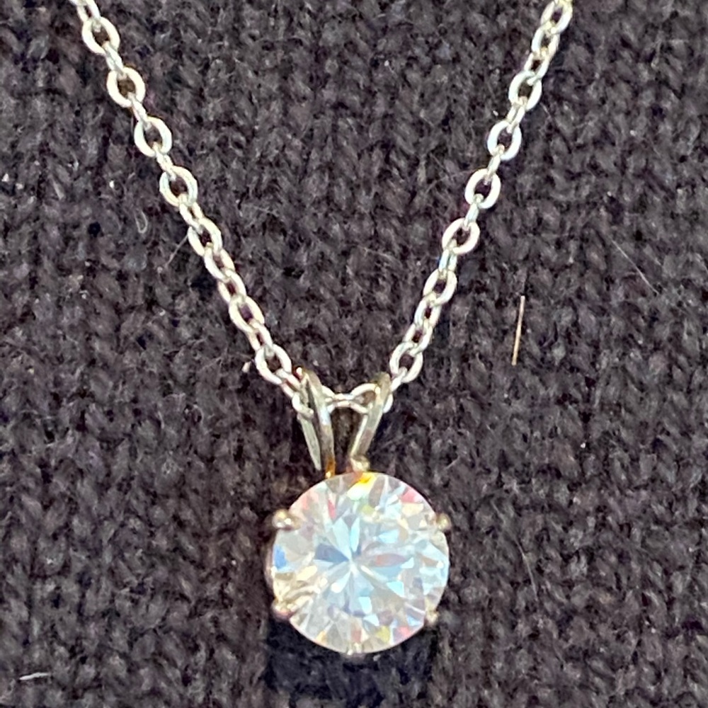 Cubic Zirconia pendant necklace